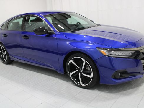 Used 2022 Honda Accord Sport image 4