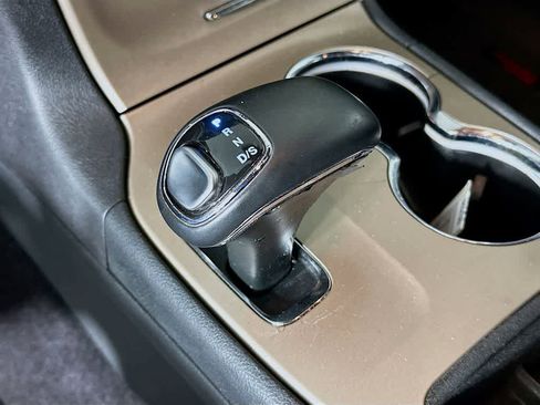 Used 2015 Jeep Grand Cherokee Laredo w/ Quick Order Package 23E image 19