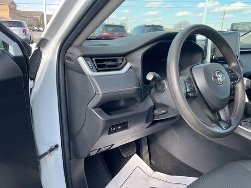 Used 2024 Toyota RAV4 LE image 20