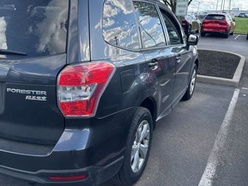 Used 2014 Subaru Forester 2.5i Premium AWD/4WD image 5