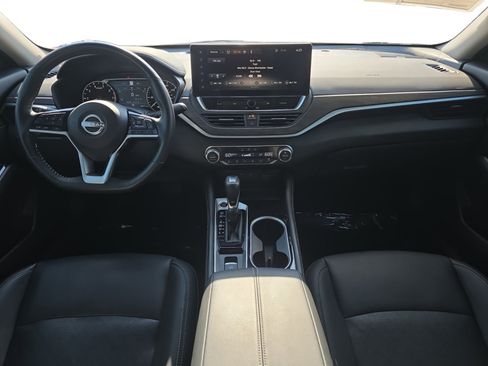 Used 2023 Nissan Altima 2.5 SL FWD image 12