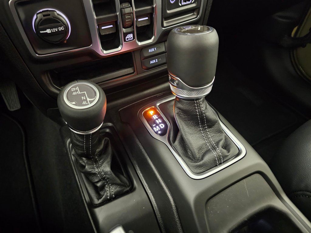New 2026 Jeep Gladiator Sport AWD/4WD image 32