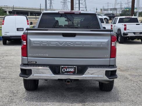 Used 2023 Chevrolet Silverado 1500 LT AWD/4WD image 6
