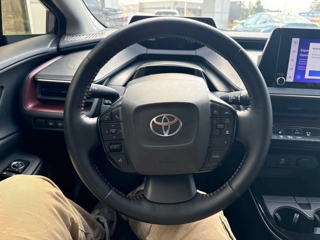 Used 2024 Toyota Prius Prime FWD image 14