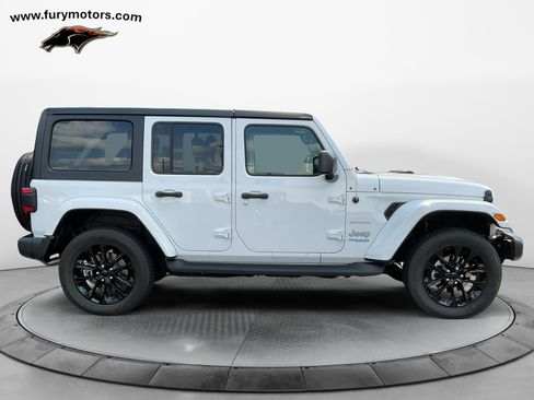 Used 2022 Jeep Wrangler Unlimited Sahara w/ Cold Weather Group image 2