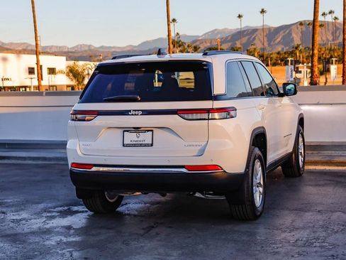 New 2025 Jeep Grand Cherokee Laredo X w/ Luxury Tech Group I image 9