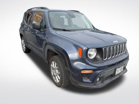Used 2022 Jeep Renegade Latitude image 4