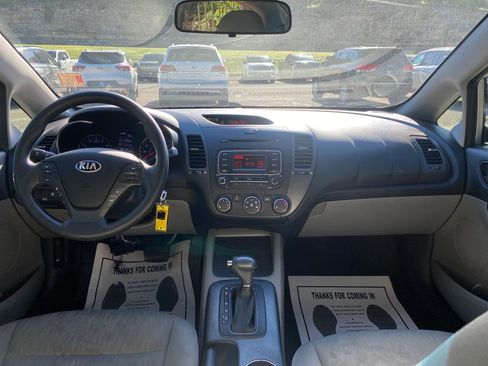 Used 2016 Kia Forte LX FWD image 21