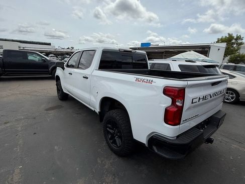 Used 2021 Chevrolet Silverado 1500 LT Trail Boss w/ Convenience Package II AWD/4WD image 4