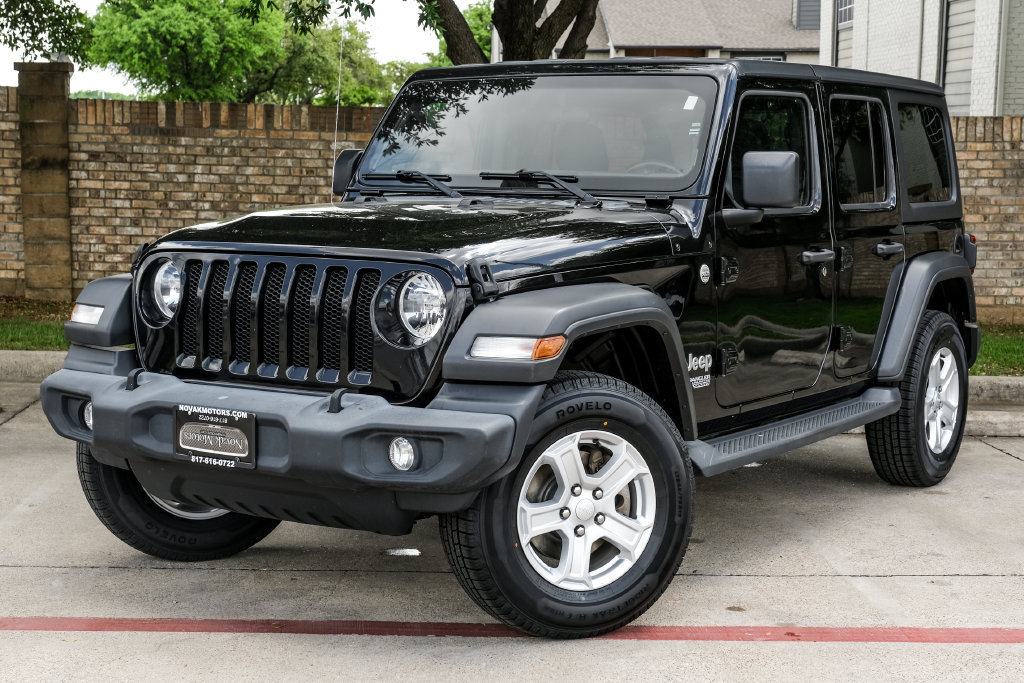 Used 2021 Jeep Wrangler Unlimited Sport AWD/4WD image 12