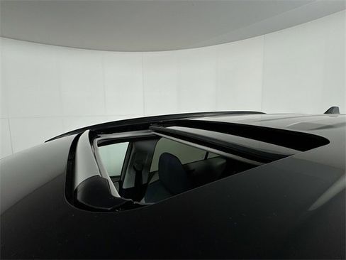 Used 2024 Toyota RAV4 XLE image 12