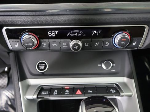 Used 2025 Audi Q3 2.0T Premium w/ Convenience Package image 6