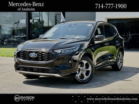 Used 2024 Ford Escape ST-Line Select w/ Tech Pack #1 AWD/4WD image 1