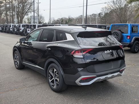 Used 2023 Kia Sportage EX image 7