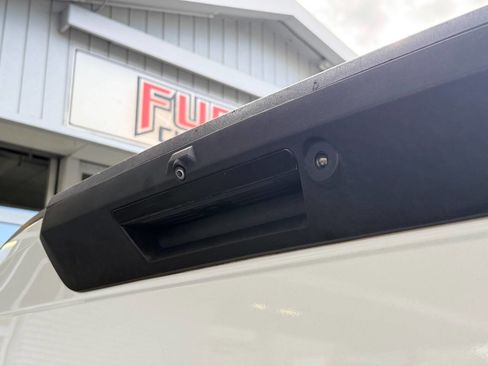 Used 2022 Ford F250 Platinum image 9