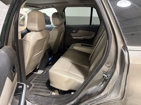 Used 2014 Ford Edge Limited w/ Equipment Group 301A AWD/4WD image 8