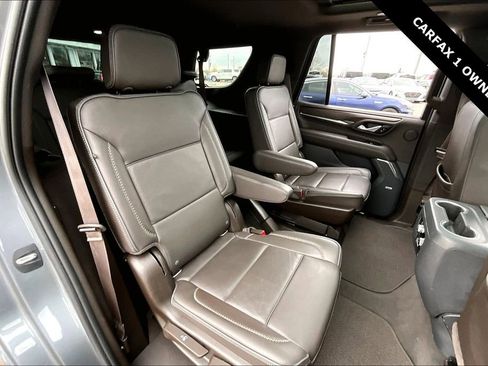 Used 2021 GMC Yukon Denali w/ Denali Premium Package image 24