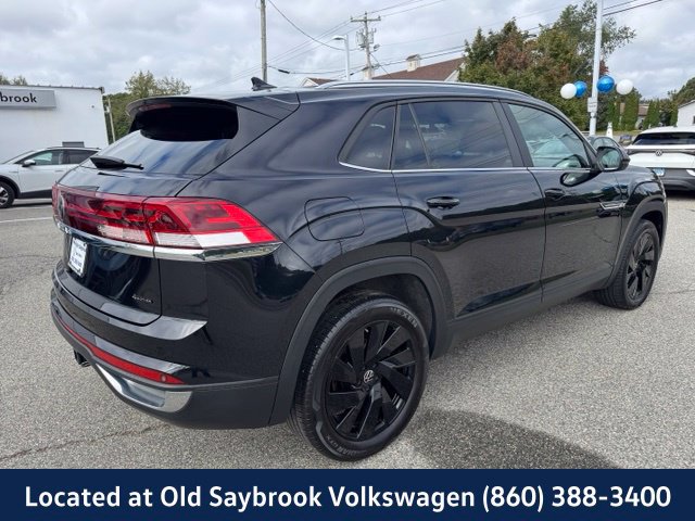 Certified 2024 Volkswagen Atlas Cross Sport SE AWD/4WD image 5