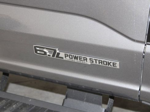 New 2026 Ford F250 Lariat w/ Black Appearance Package image 12