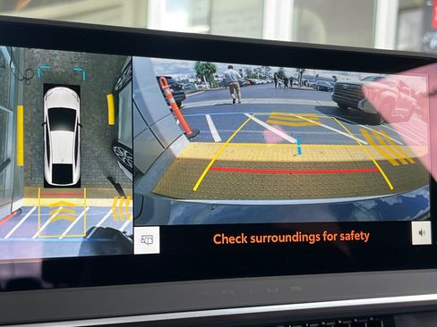 New 2026 Toyota Prius Plug-In Hybrid image 22