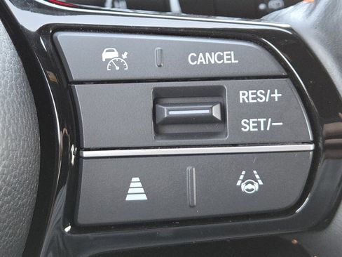 Used 2024 Honda HR-V Sport image 5