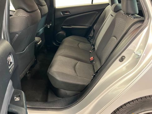Used 2018 Toyota Prius Two w/ Prius Two Safety Plus Package FWD image 21