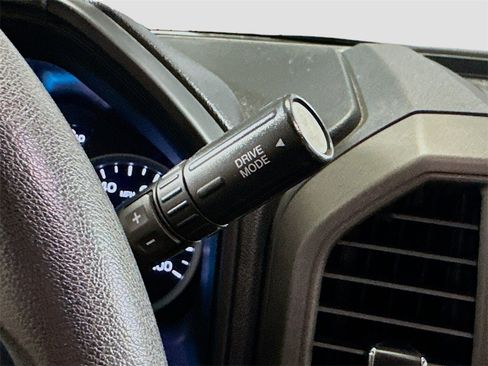 Used 2022 Ford F250 XL w/ Power Equipment Group image 17