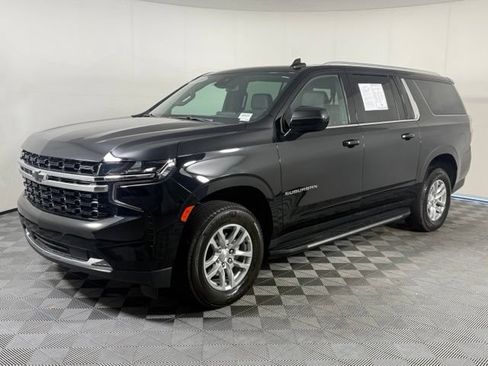 Used 2023 Chevrolet Suburban LS w/ Driver Alert Package RWD image 2