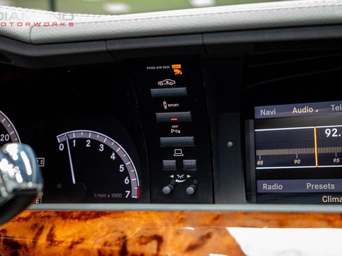 Used 2011 Mercedes-Benz S 550 image 88