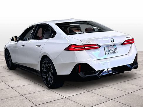 Used 2026 BMW i5 eDrive40 w/ M Sport Package RWD image 14