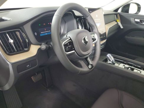 Used 2026 Volvo XC90 B5 Plus w/ Protection Package image 24