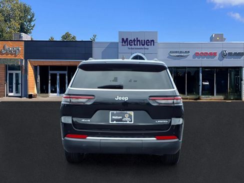 Used 2023 Jeep Grand Cherokee L Limited AWD/4WD image 4