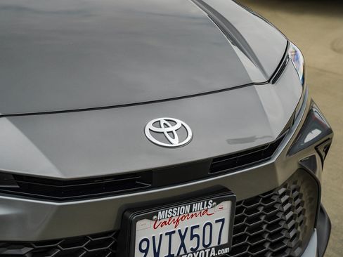 Certified 2025 Toyota Camry SE w/ Convenience Package FWD image 10