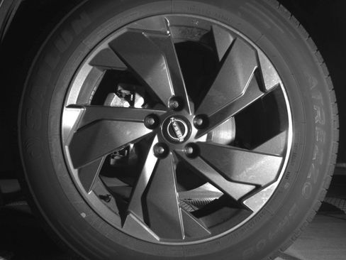 Used 2025 Nissan Rogue SV AWD/4WD image 15