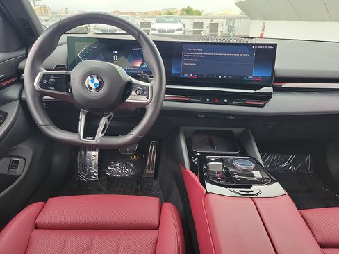 Used 2026 BMW 530i w/ M Sport Package RWD image 10