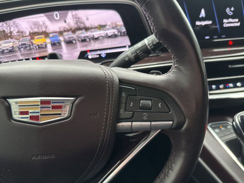 Used 2022 Cadillac Escalade Sport Platinum AWD/4WD image 33