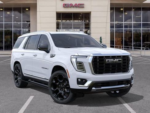 New 2026 GMC Yukon Denali w/ Denali Reserve Package AWD/4WD image 7