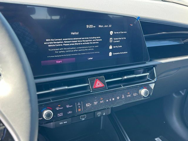 New 2026 Kia Niro Wave w/ Wave Preserve Package FWD image 18
