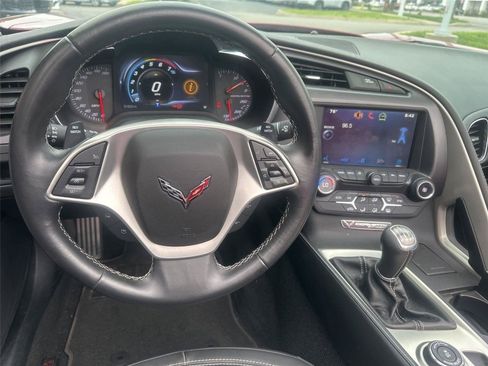 Used 2015 Chevrolet Corvette Stingray Convertible RWD image 13