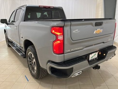 Used 2024 Chevrolet Silverado 1500 High Country w/ Technology Package image 3