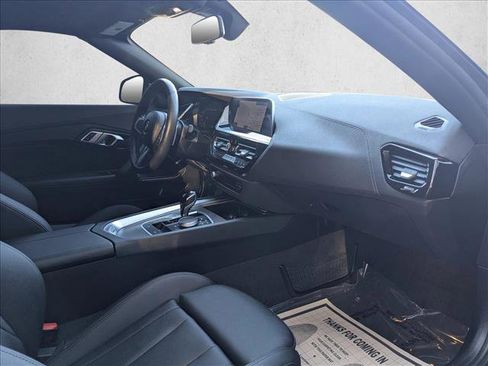 Used 2022 BMW Z4 M40i image 19