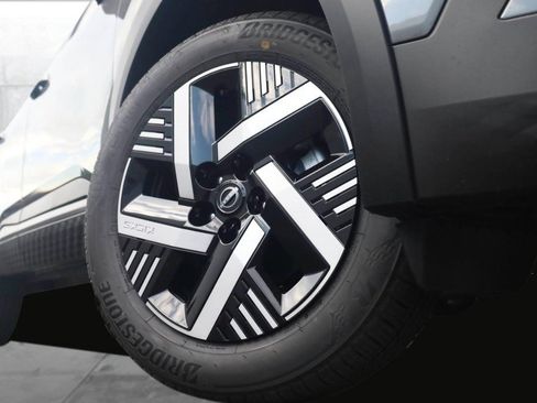 New 2026 Nissan Kicks SV image 3