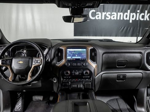 Used 2021 Chevrolet Silverado 3500 High Country w/ Snow Plow Prep/Camper Package image 15