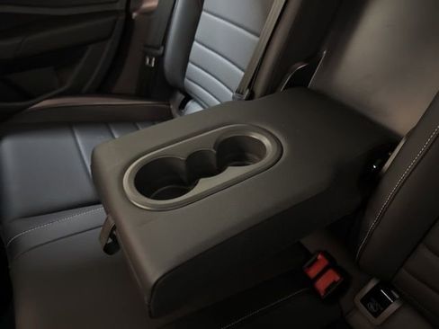 Certified 2022 Volkswagen Jetta SE image 30