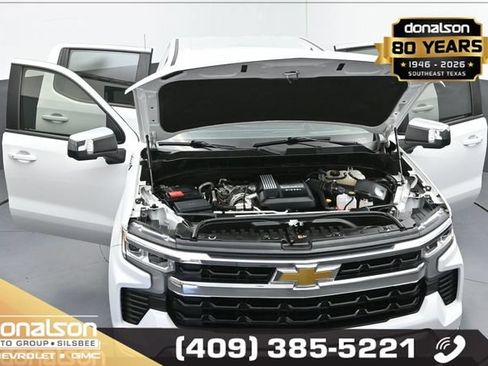 Used 2025 Chevrolet Silverado 1500 LT AWD/4WD image 24