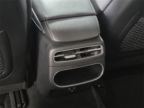 Used 2023 Genesis GV70 2.5T w/ Select Package image 16