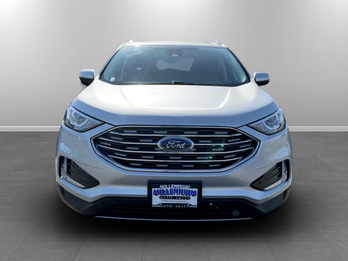 Used 2019 Ford Edge SEL AWD/4WD image 2