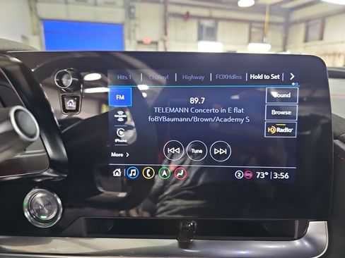 Used 2023 Chevrolet Corvette Stingray Premium Cpe w/ Z51 Performance Package RWD image 23