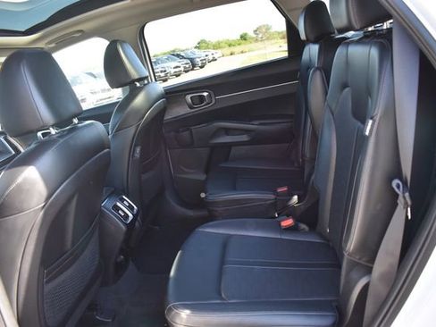 Certified 2024 Kia Sorento X-Line EX AWD/4WD image 20