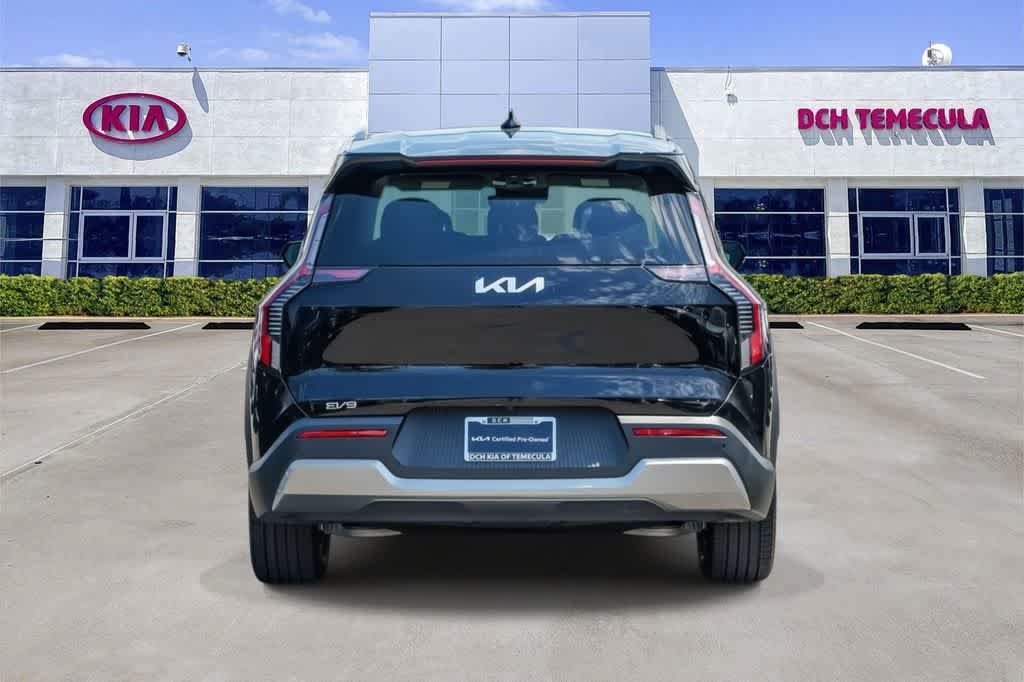 Certified 2024 Kia EV9 Wind AWD/4WD image 5